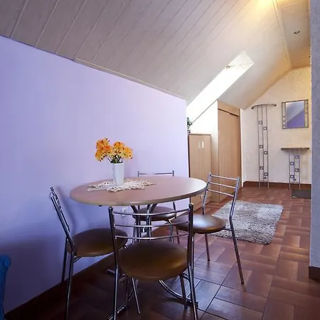 Waldi Goscine Z Aneksem *